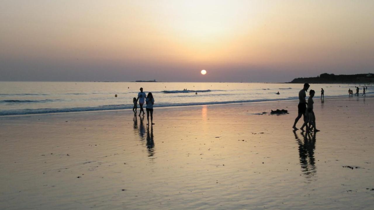 דירות צ'יקלנה דה לה פרונטרה Junto Al Mar מראה חיצוני תמונה